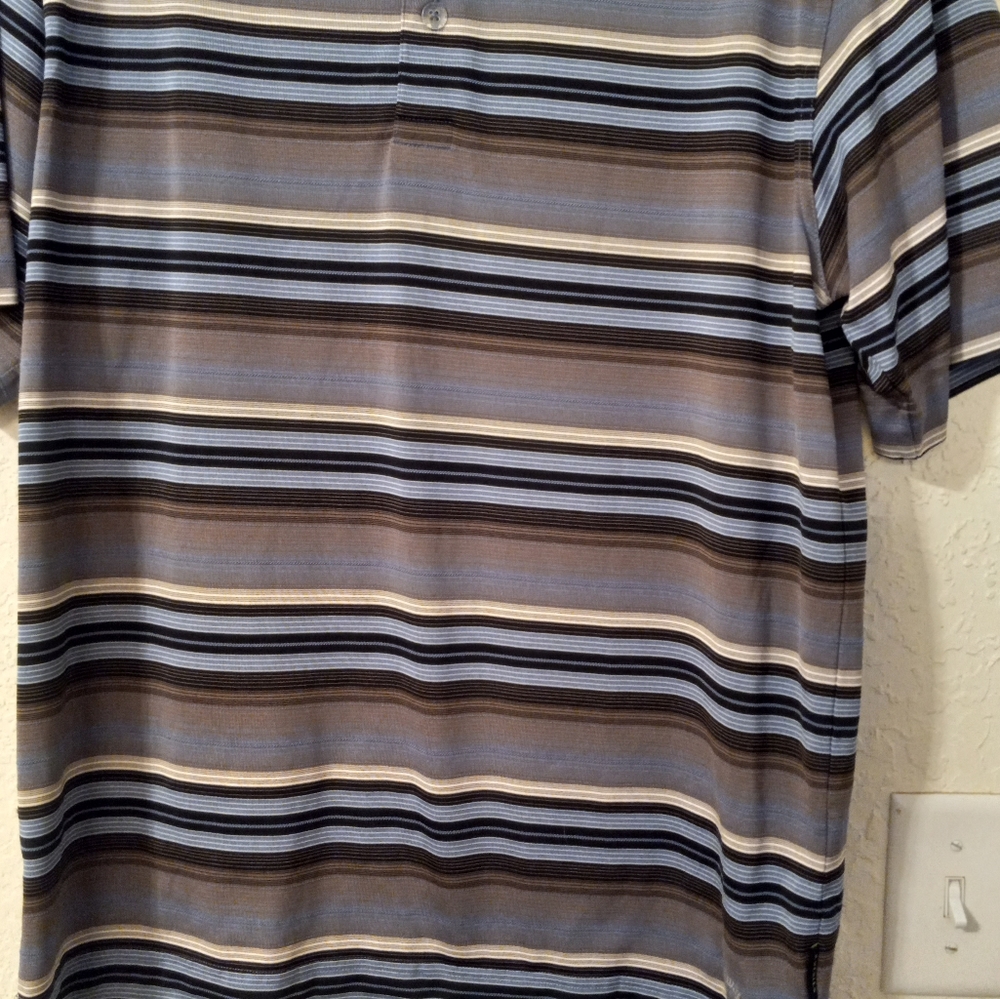 Callaway Men's Short Sleeve Shirt - Picture 3 of 8